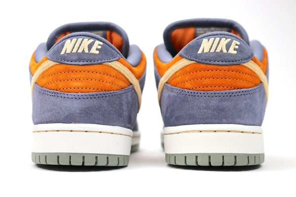 Dunk Low Pro - Light Carbon